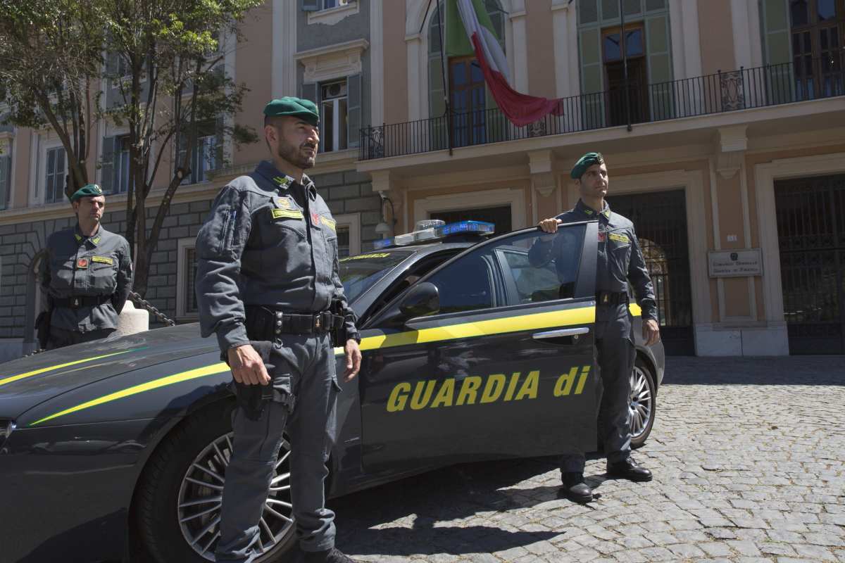 guardia di finanza guardia di finanza